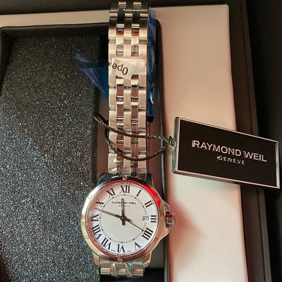 Raymond Weil Swiss Women’s Tango Watch - Picture 6 of 14